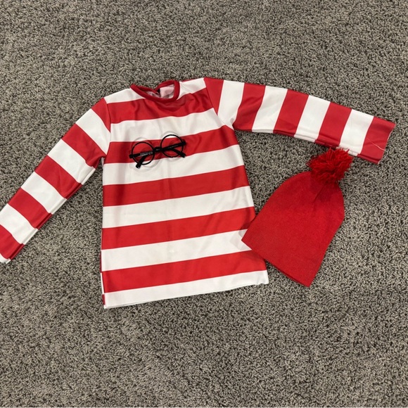Where’s Waldo costume, size 8 - Picture 7 of 7